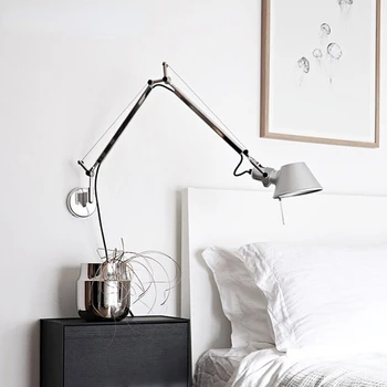 Дизайнерская модель Гостиная Прикроватная тумбочка для спальни Простая атмосфера Выдвижной металлический настенный светильник для чтения