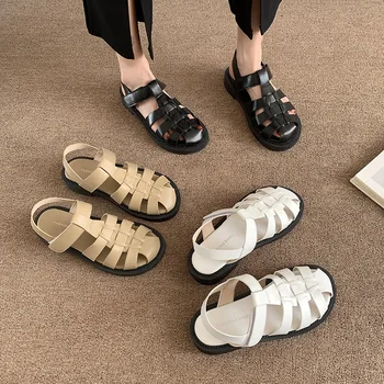 Однотонные Римские туфли в стиле ретро 2022, летняя Корейская версия, женские сандалии с мягким дном, тканые, с плоским носком, женские